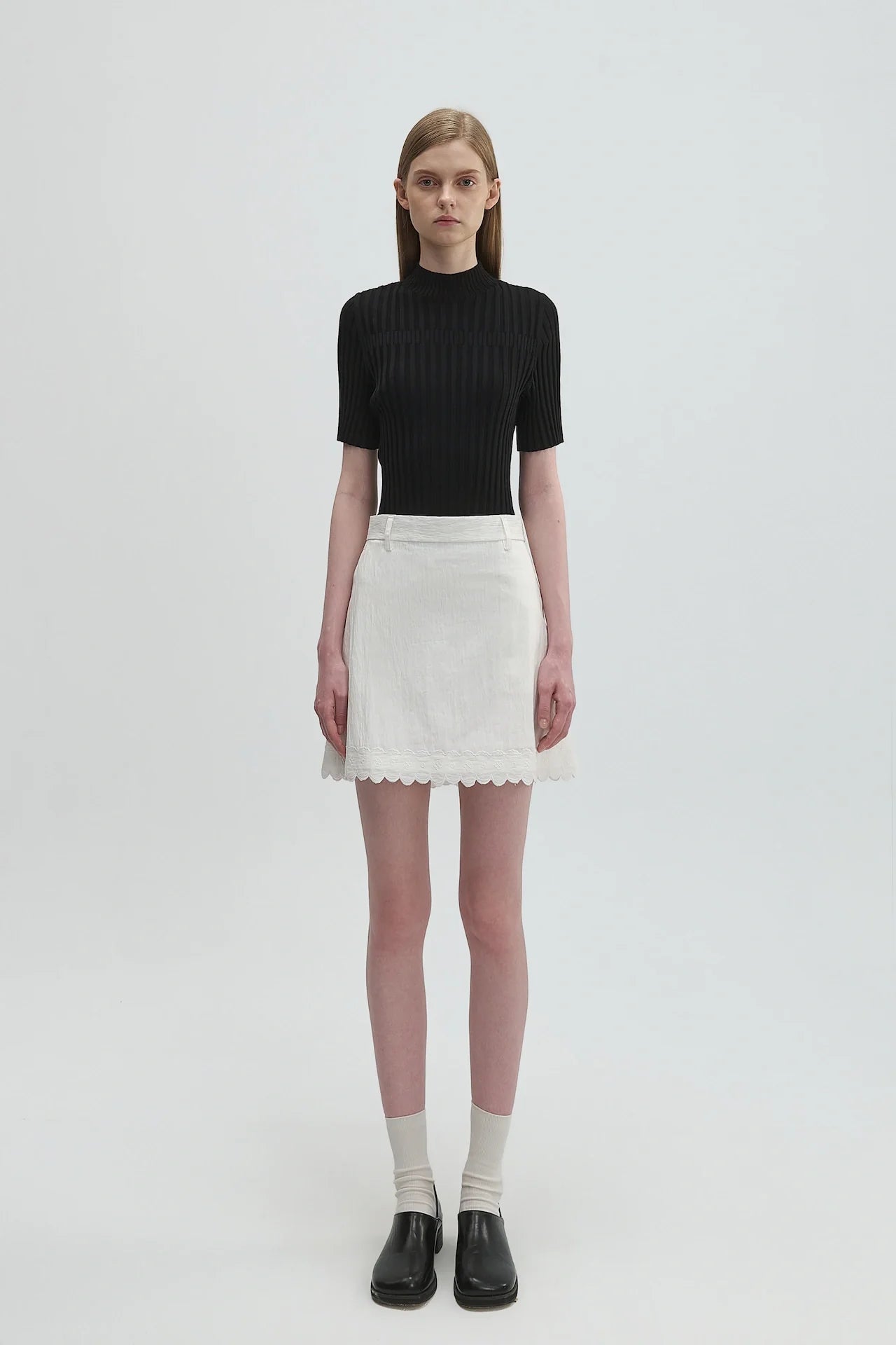 EMBROIDERED MINI SKIRT
