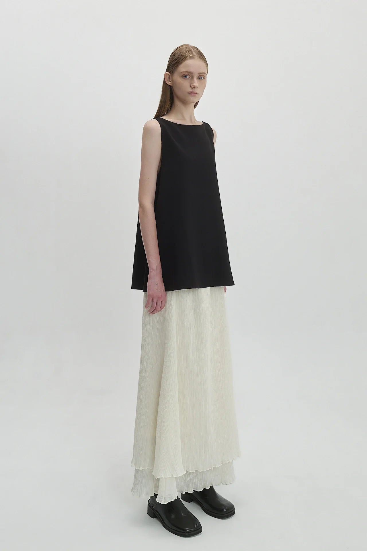 BACKLESS VEST