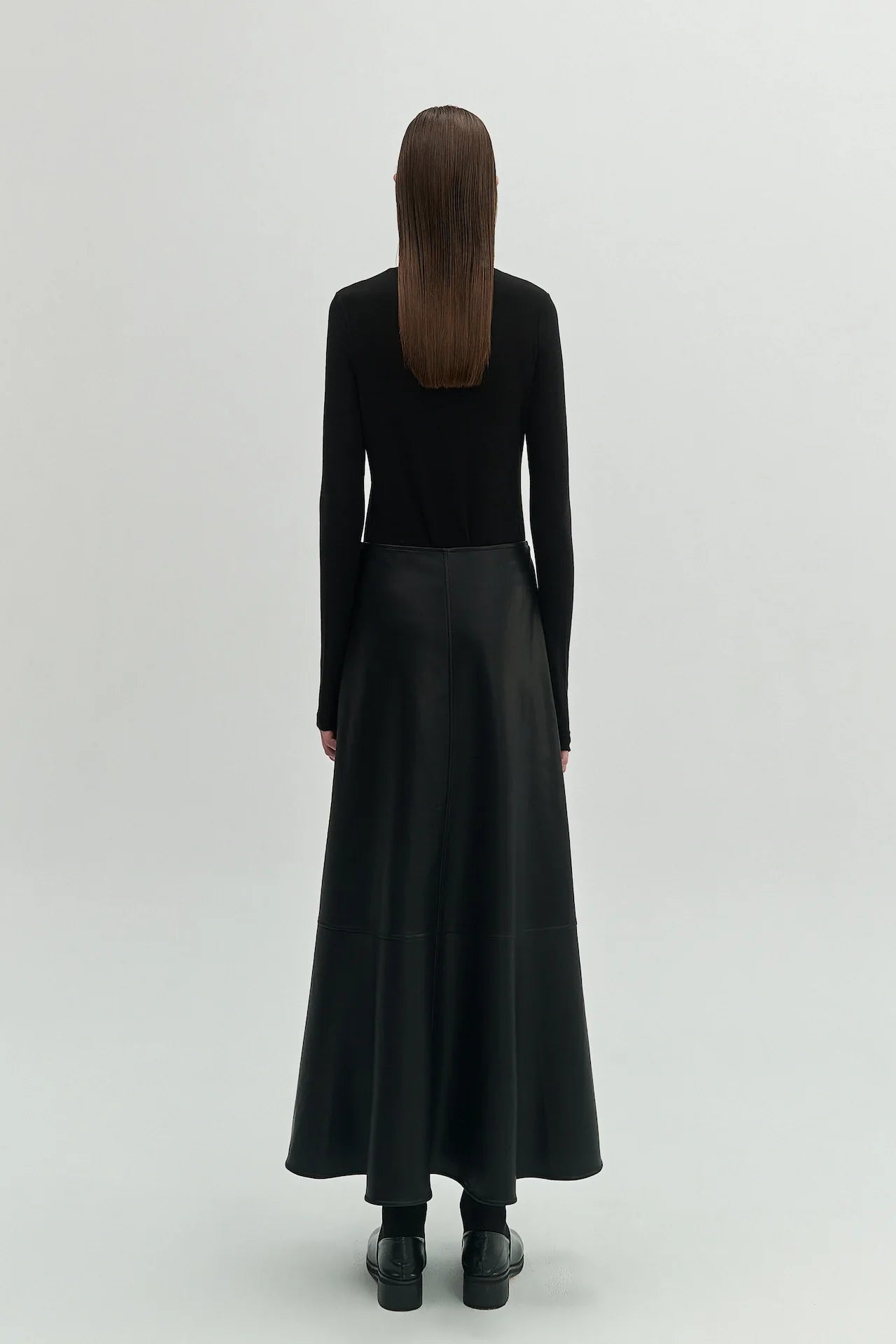 HIGH NECK TOP